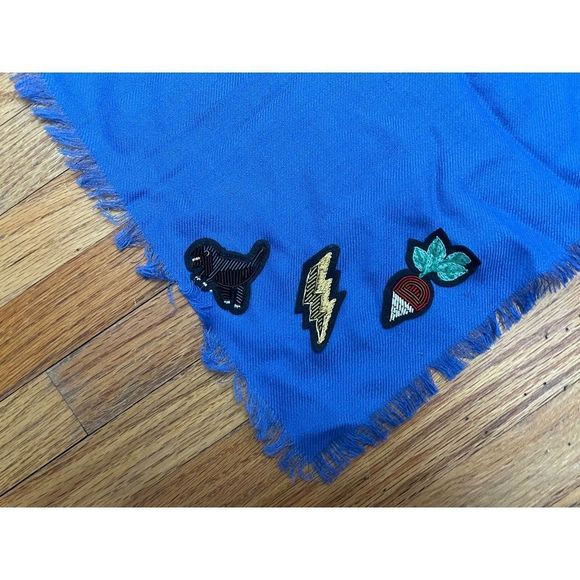 Coach wool square patches shawl/ scarf - Picture 2 of 12